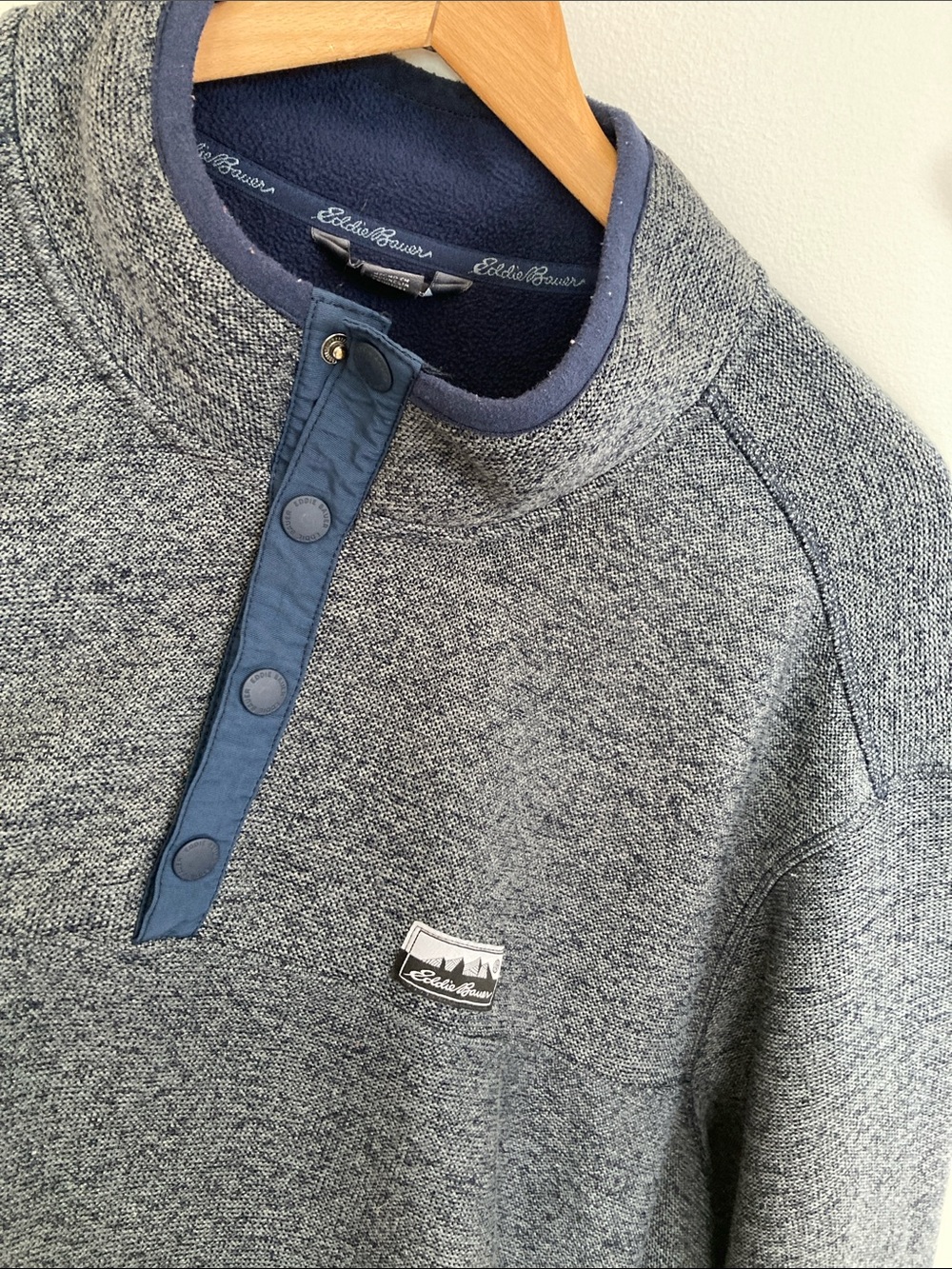 Eddie Bauer Gray Heather Fleece Crewneck Pullover with Blue Trim, Men’s Size XXL - Picture 5 of 8